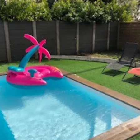 Détente Et Piscine Au Bassin D'arcachon